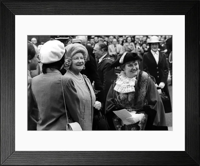 Framed Print : Queen Elizabeth the Queen Mother North East Visits Queen Elizabeth