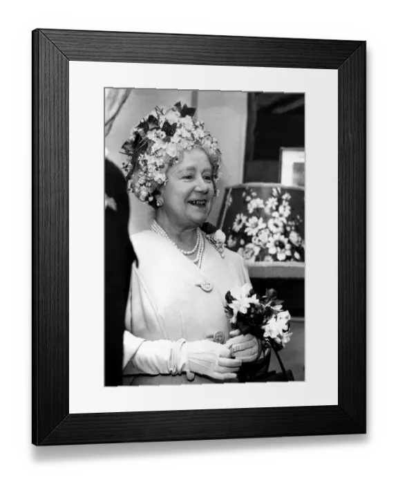 Framed Print : Queen Elizabeth the Queen Mother North East Visits Queen Elizabeth Framed Print : Queen Elizabeth the Queen Mother North East Visits Queen Elizabeth