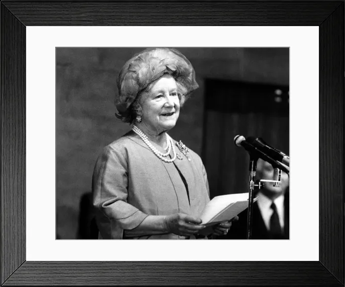 Framed Print : Queen Elizabeth the Queen Mother North East Visits Queen Elizabeth