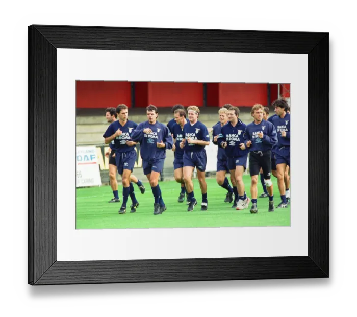 Framed Print : Lazio footballer Paul Gascoigne during a training session with teammates ahead of