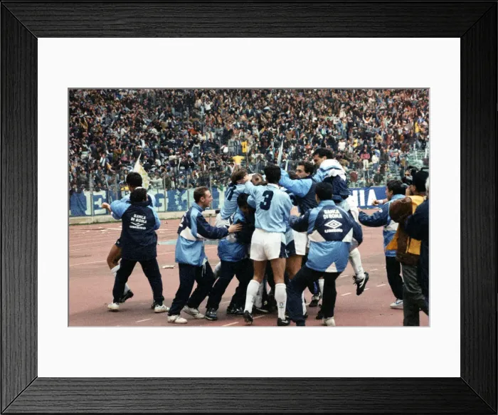 Framed Print : Serie A League match at the Stadio Olimpico, Rome. Lazio 1 v AS Roma 1 Framed Print : Serie A League match at the Stadio Olimpico, Rome. Lazio 1 v AS Roma 1