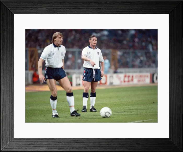 Framed Print : International Friendly match at Wembley Stadium. England 4 v Czechoslovakia 2
