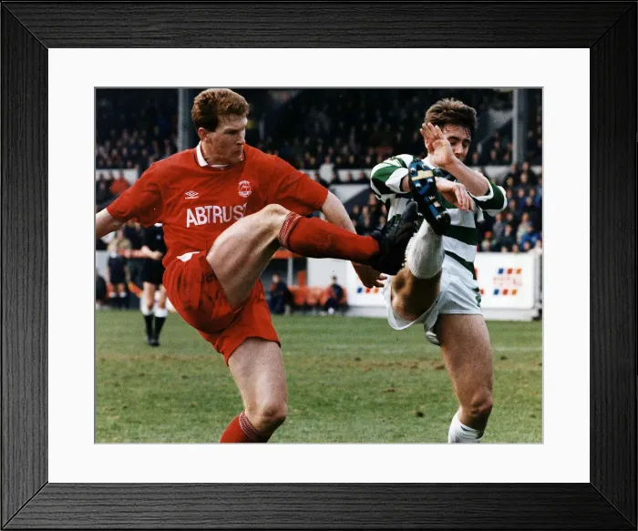 Framed Print : Aberdeen v Celtic Scottish Premier match at Pittodrie Stadium February 1993