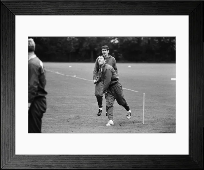 Framed Print : England footballer Jimmy Greaves relaxes with a game of cricket the day the World Cup Framed Print : England footballer Jimmy Greaves relaxes with a game of cricket the day the World Cup