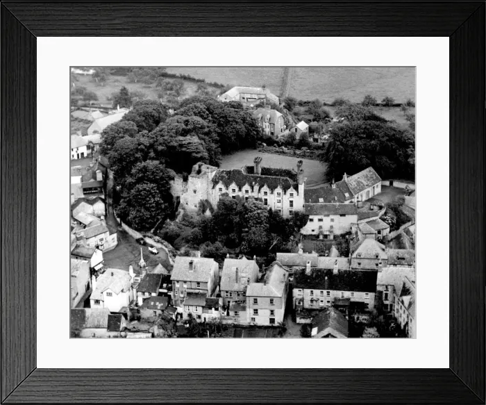 Framed Print : Clifford Castle, Herefordshire 9th May 1939 Framed Print : Clifford Castle, Herefordshire 9th May 1939