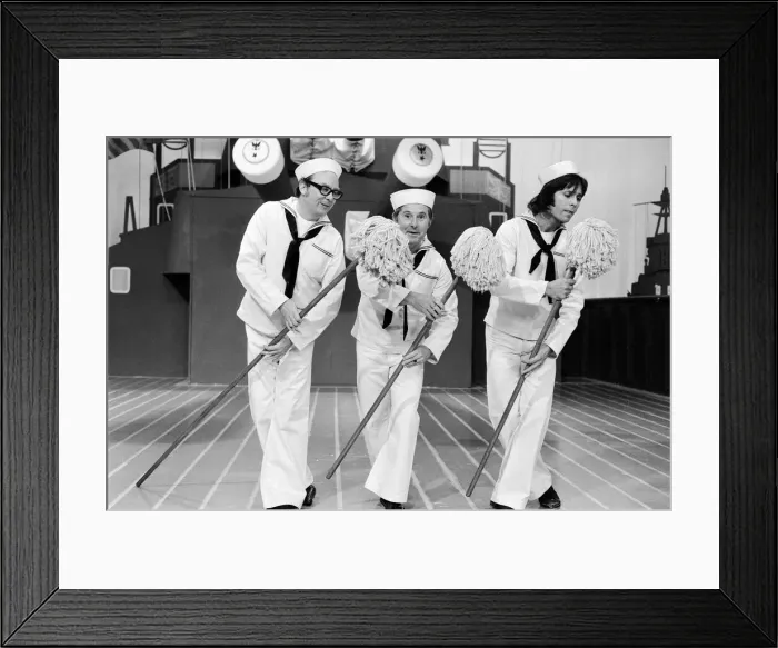 Framed Print : Cliff Richard with Morecambe and Wise. 10th October 1972 Framed Print : Cliff Richard with Morecambe and Wise. 10th October 1972