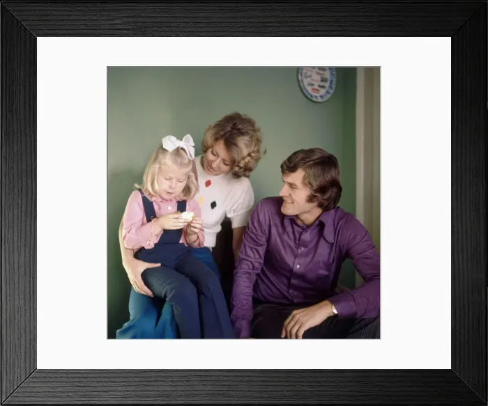 Framed Print : Poland footballer Wlodzimierz Lubanski at home with his wife and daughter Framed Print : Poland footballer Wlodzimierz Lubanski at home with his wife and daughter
