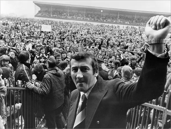 Oldham v Huddersfield. Oldham manager Jimmy Frizzell acknowledges the crowd after