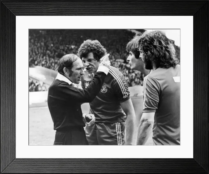 Framed Print : English Division 1. Manchester City 3-1 Queens Park Rangers. Q. P Framed Print : English Division 1. Manchester City 3-1 Queens Park Rangers. Q. P
