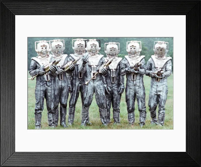 Framed Print : Extras dressed as Cybermen seen here on location near Arundel during the filming of Framed Print : Extras dressed as Cybermen seen here on location near Arundel during the filming of