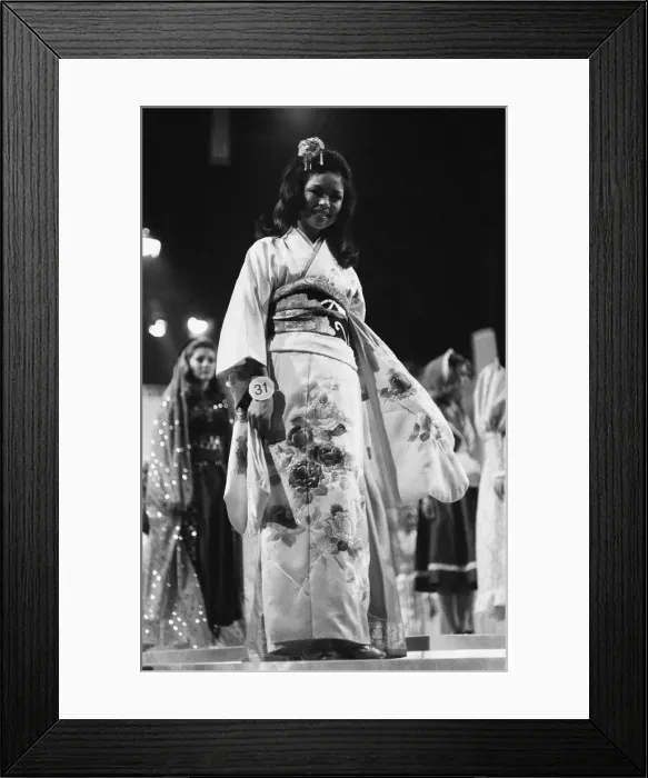 Framed Print : Miss World Competition at the Royal Albert Hall, 20th November 1970