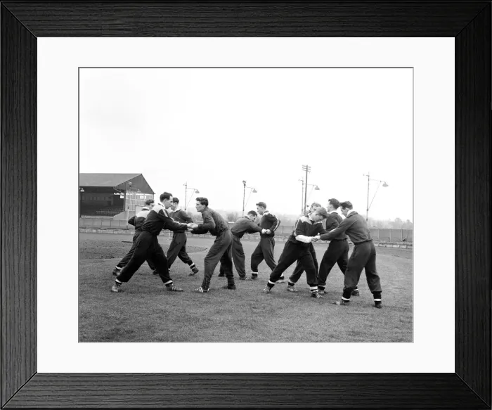 Framed Print : West Ham training at The Brighton and Hove Greyhound Track with Darlington FC Framed Print : West Ham training at The Brighton and Hove Greyhound Track with Darlington FC