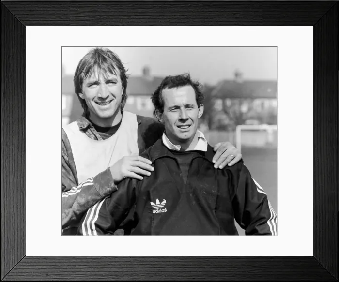 Framed Print : West Hams Billy Bonds with Liam Brady, who is back at the club after playing for 7 Framed Print : West Hams Billy Bonds with Liam Brady, who is back at the club after playing for 7