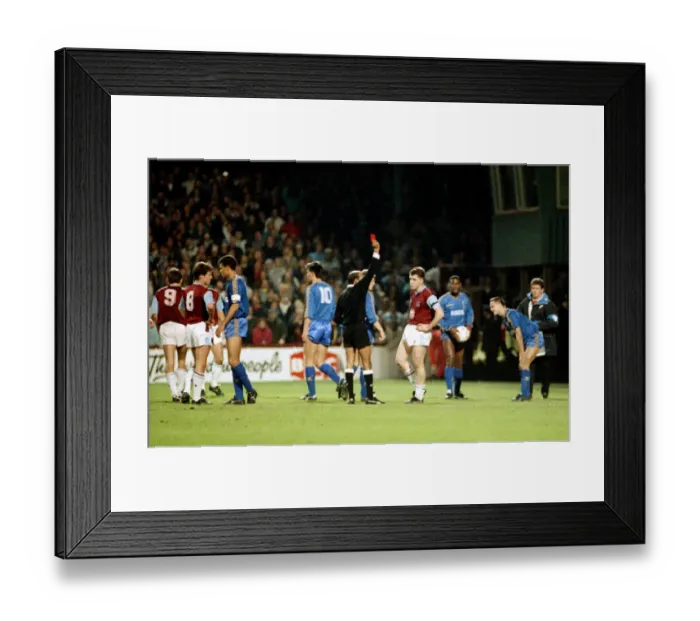 Framed Print : Littlewoods Cup last sixteen match at Upton Park. West Ham United 1 v Wimbledon 0 Framed Print : Littlewoods Cup last sixteen match at Upton Park. West Ham United 1 v Wimbledon 0