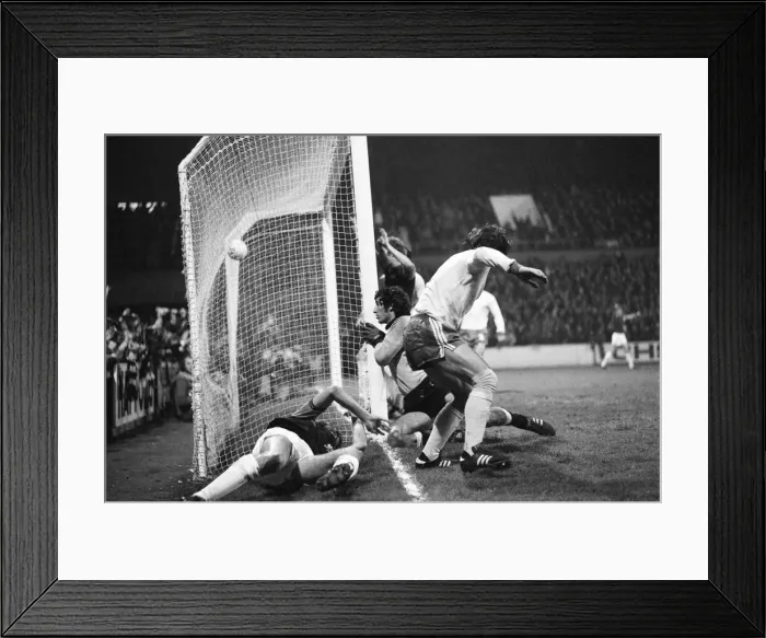 Framed Print : European Cup Winners Cup. West Ham v. Ararat Yerevan 5th November 1975 Framed Print : European Cup Winners Cup. West Ham v. Ararat Yerevan 5th November 1975