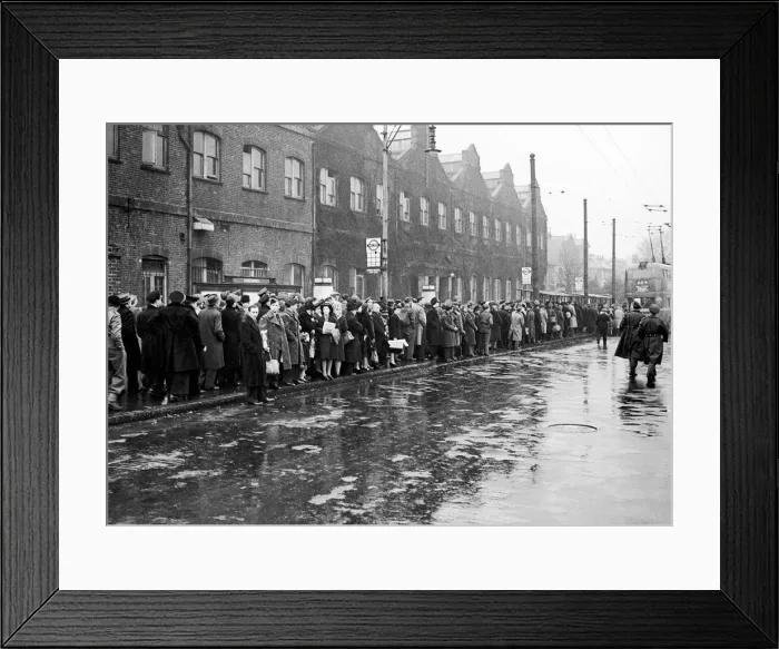 Framed Print : The queue to get home- While Ma has been queuing all morning to get dinner Framed Print : The queue to get home- While Ma has been queuing all morning to get dinner