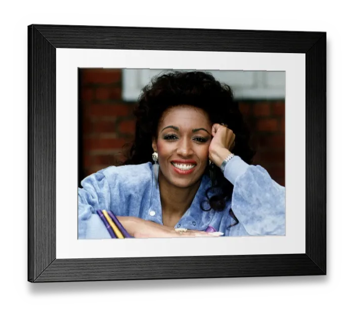 Framed Print : Sheila Ferguson singer