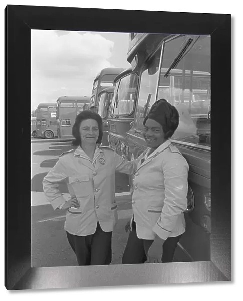 There are no jokes about women drivers from the two latest recruits on a Midland Red