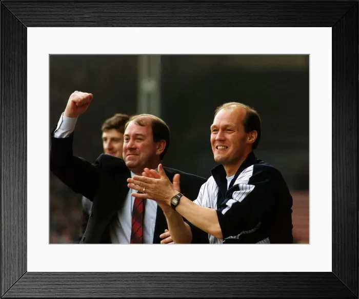 Framed Print : Howard Kendall and Manchester City physio Roy Bailey saluting Quinns winner Framed Print : Howard Kendall and Manchester City physio Roy Bailey saluting Quinns winner