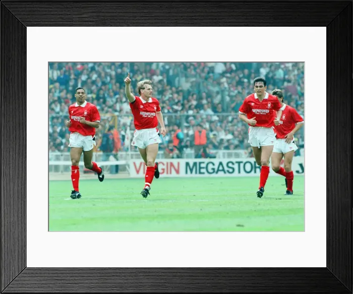 Framed Print : Tottenham Hotspur v Nottingham Forest, FA Cup Final at Wembley Stadium. 18th Mat 1991 Framed Print : Tottenham Hotspur v Nottingham Forest, FA Cup Final at Wembley Stadium. 18th Mat 1991