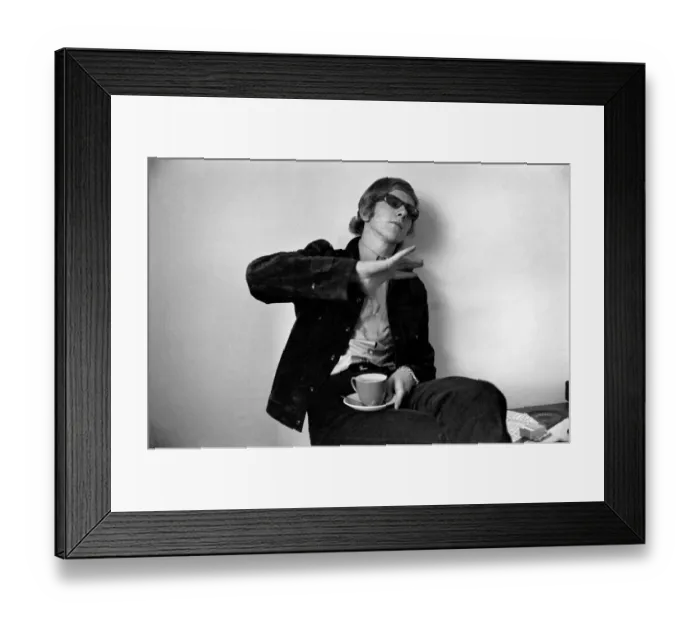 Framed Print : Andrew Oldham, Manager of The Rolling Stones with his wife Sheila Framed Print : Andrew Oldham, Manager of The Rolling Stones with his wife Sheila