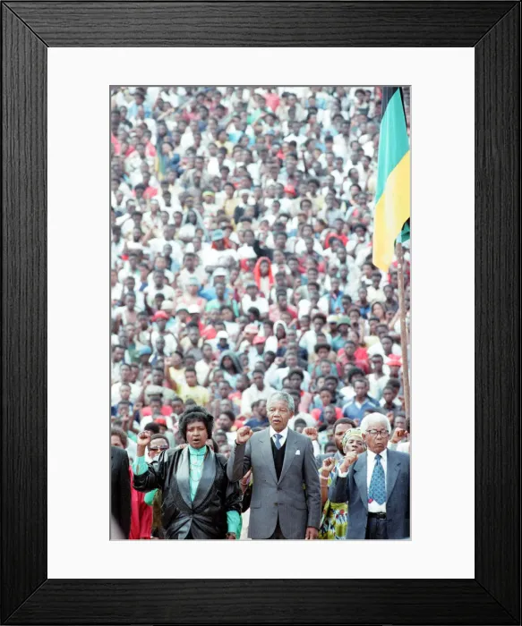 Framed Print : African National Congress vice president (ANC) Nelson Mandela (centre) Framed Print : African National Congress vice president (ANC) Nelson Mandela (centre)
