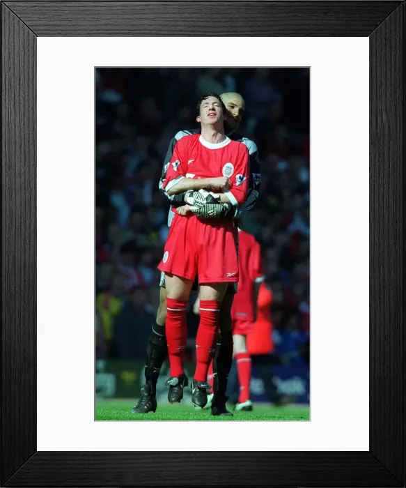 Framed Print : Liverpool v Everton league match at Anfield, 3rd April 1999 Framed Print : Liverpool v Everton league match at Anfield, 3rd April 1999