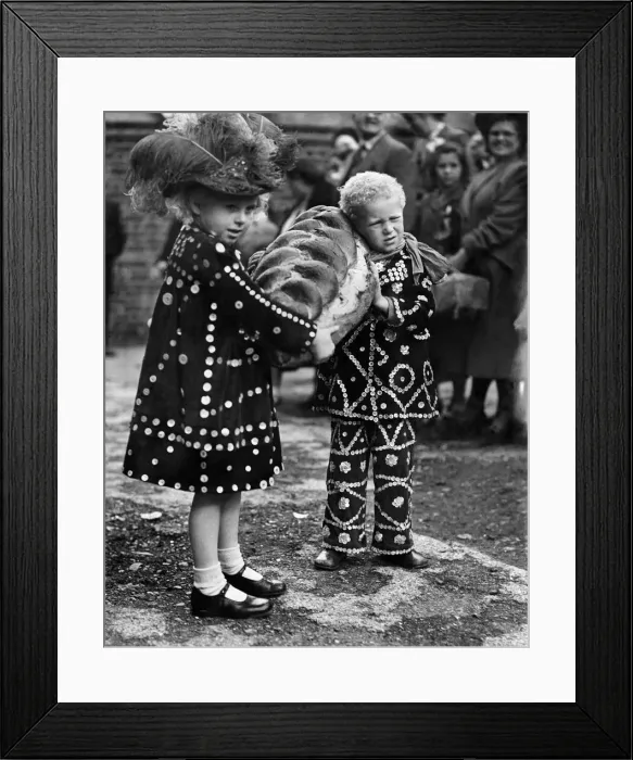 Framed Print : Londons Pearly Kings and Queens, Princes and Princesses Framed Print : Londons Pearly Kings and Queens, Princes and Princesses