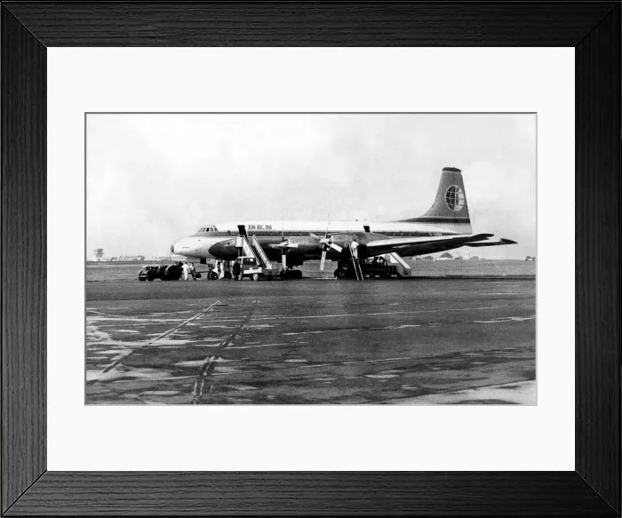 Framed Print : A BKS Bristol Britannia airliner / aircraft made an emergency landing at Newcastle Framed Print : A BKS Bristol Britannia airliner / aircraft made an emergency landing at Newcastle