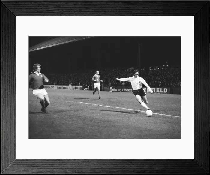 Framed Print : Fulham 0 v. Nottingham Forest 0. 1975 FA Cup run Fourth round 28th Framed Print : Fulham 0 v. Nottingham Forest 0. 1975 FA Cup run Fourth round 28th