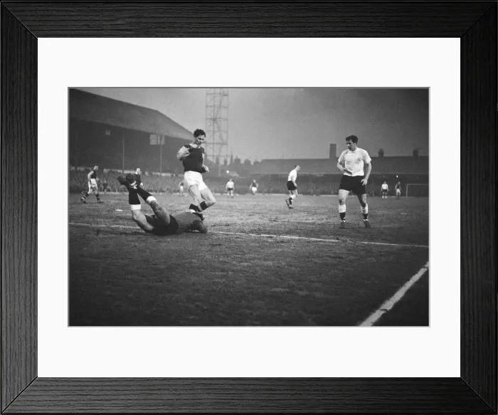 Framed Print : Burnley 2 v. Fulham 1. FA Cup semi-final replay. Action from the game Framed Print : Burnley 2 v. Fulham 1. FA Cup semi-final replay. Action from the game