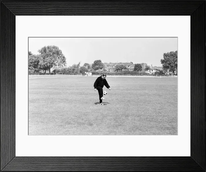 Framed Print : England and Fulham full-back George Cohen in training. He played in the 1966 World Cup
