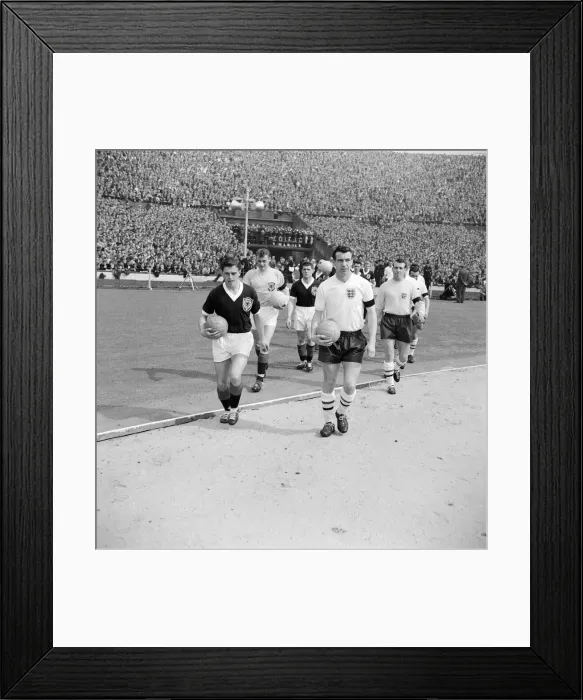 Framed Print : International Football England 9 v. Scotland 3. Johnny Haynes