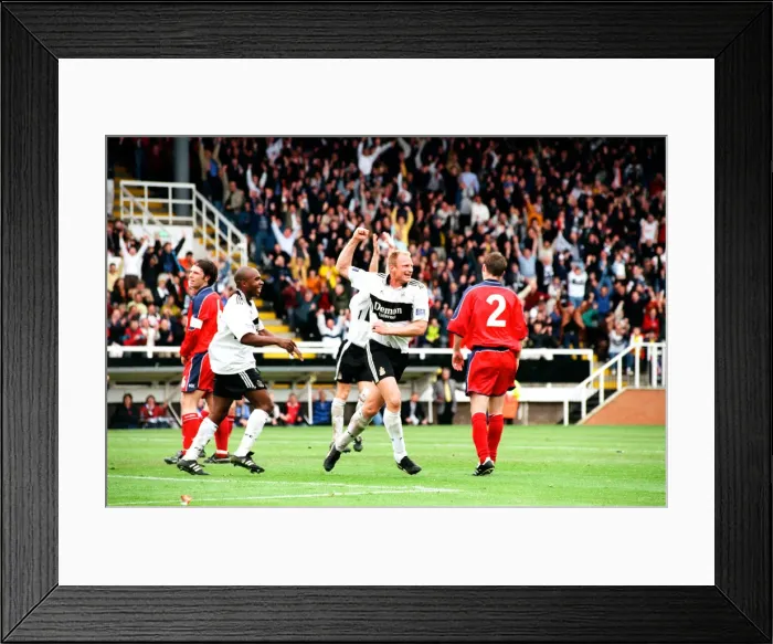 Framed Print : Fulham 3 v. Preston 0 Fulham crowned Division Two Champions. 8th May 1999