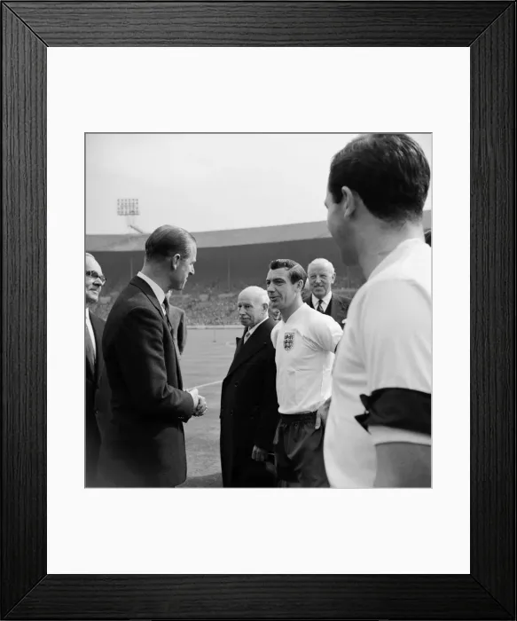 Framed Print : International Football England v. Scotland. Johnny Haynes Framed Print : International Football England v. Scotland. Johnny Haynes