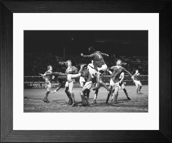 Framed Print : Fulham 0 v. Nottingham Forest 0. 1975 FA Cup run. Fourth round Action from the game Framed Print : Fulham 0 v. Nottingham Forest 0. 1975 FA Cup run. Fourth round Action from the game