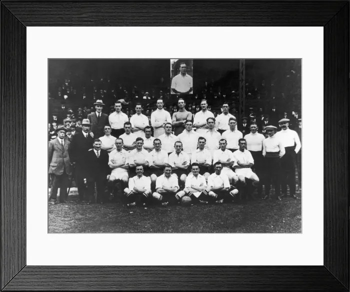 Framed Print : Fulham FC team line up, 1920 Framed Print : Fulham FC team line up, 1920
