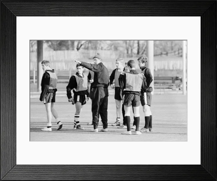 Framed Print : Fulham manager and coach Vic Buckingham putting his team through a training session