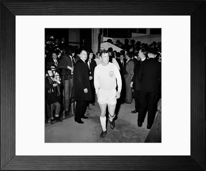 Framed Print : Fulham FC, Johnny Haynes benefit match. Scene at Craven Cottage after the game