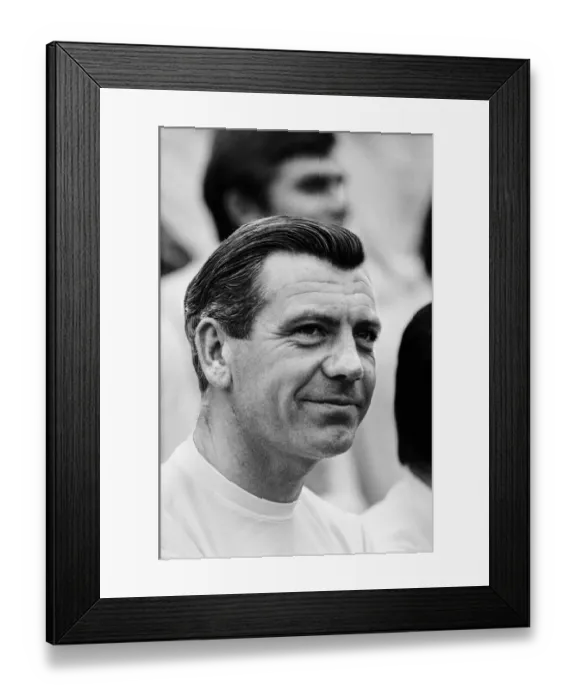 Framed Print : Fulham Photocall, Johnny Haynes. 15th July 1968