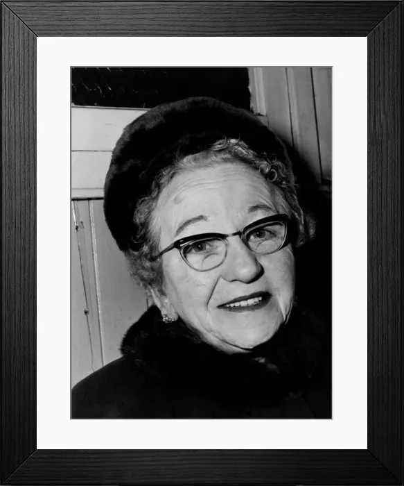 Framed Print : Mrs Alice Cullen MP for the Gorbals, November 1968. Mrs Alice Cullen Framed Print : Mrs Alice Cullen MP for the Gorbals, November 1968. Mrs Alice Cullen