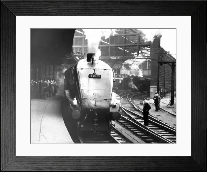Framed Print : The Talisman Express on 17th September 1956 Framed Print : The Talisman Express on 17th September 1956