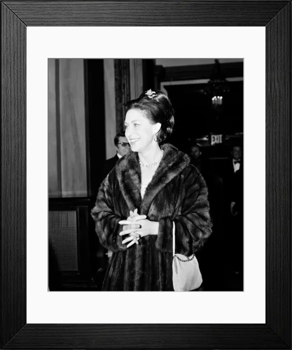 Framed Print : Princess Margaret arriving at The Royal Opera House to see a ballet premiere starring Framed Print : Princess Margaret arriving at The Royal Opera House to see a ballet premiere starring