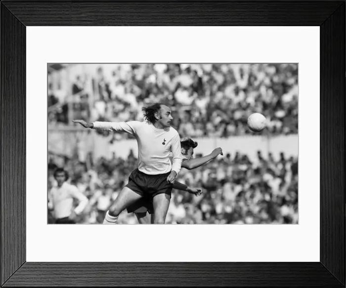 Framed Print : English League Division One match at White Hart Lane. Tottenham Hotspur 3 v Crystal Framed Print : English League Division One match at White Hart Lane. Tottenham Hotspur 3 v Crystal
