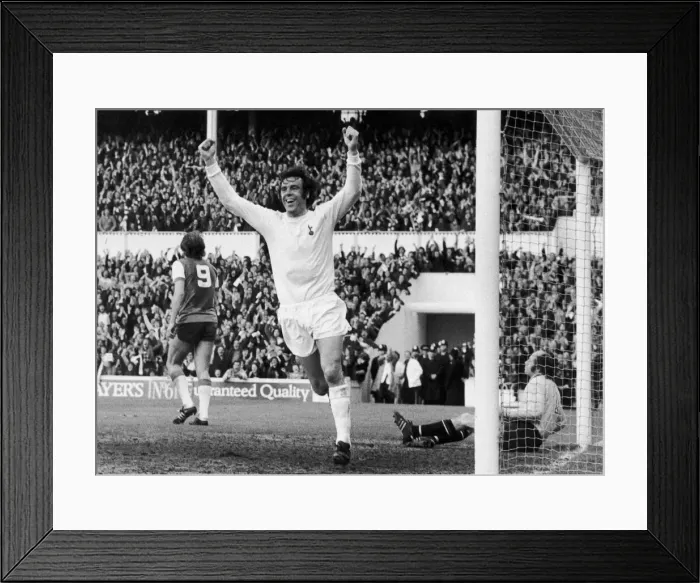 Framed Print : 1974 UEFA Cup Final First Leg match at White Hart Lane, Tottenham Hotspur 2 v Feyenoord 2 Framed Print : 1974 UEFA Cup Final First Leg match at White Hart Lane, Tottenham Hotspur 2 v Feyenoord 2
