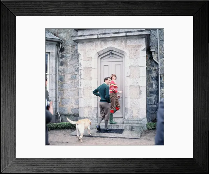 Framed Print : Prince Charles and Lady Diana Spencer at Balmoral 6th May 1981 Framed Print : Prince Charles and Lady Diana Spencer at Balmoral 6th May 1981