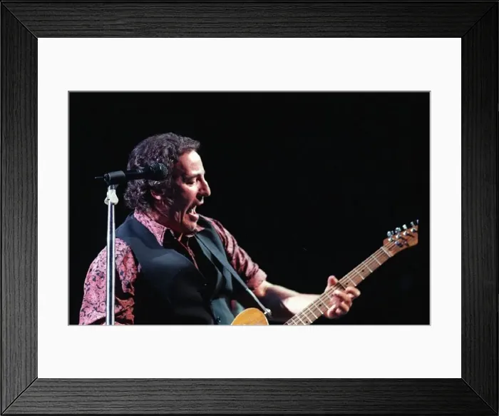 Framed Print : Bruce Springsteen at the NEC, 16th May, 1999 Framed Print : Bruce Springsteen at the NEC, 16th May, 1999