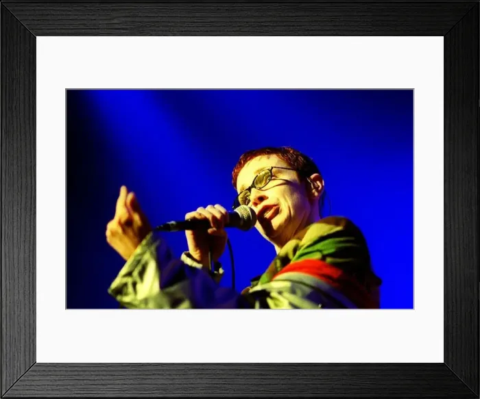 Framed Print : The Eurythmics in concert. Annie Lennox performing at the NEC last night Framed Print : The Eurythmics in concert. Annie Lennox performing at the NEC last night