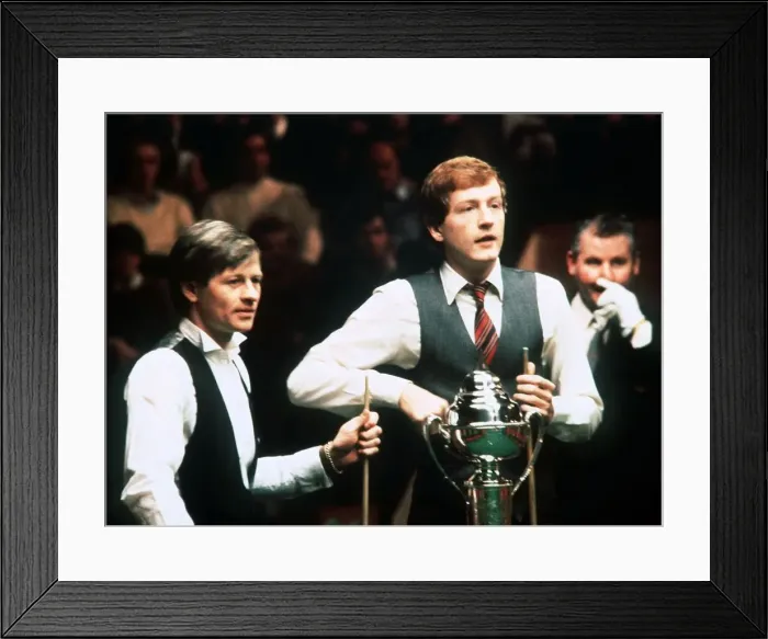 Framed Print : 1983 UK Snooker Championship Final. Steve Davis v Alex Higgins Framed Print : 1983 UK Snooker Championship Final. Steve Davis v Alex Higgins