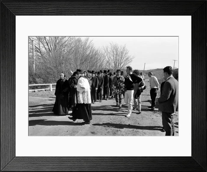 Framed Print : Rolling Stones: Filming Ned Kelly in Australia. Mick Jagger Framed Print : Rolling Stones: Filming Ned Kelly in Australia. Mick Jagger